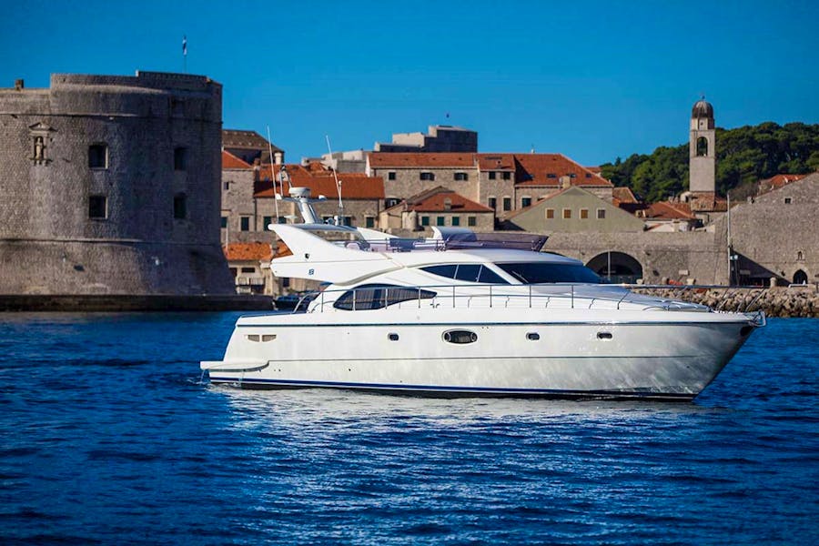 luxury-yacht-charter-dubrovnik-ferretti-591-01.jpg
